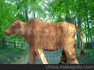 厂家供应影视宠物服装道具仿真动物皮服装模型