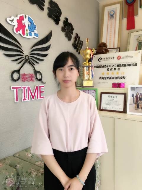 厦门宠匠国际宠物培训学院 洪瑞勤老师