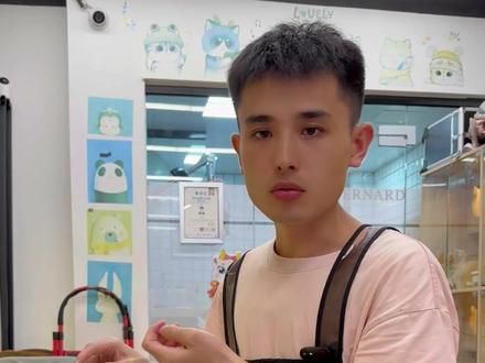 猫咪日常洗护 暴躁金渐层洗护 连洗澡都在闹 哄也哄不好 越哄越凶#猫洗澡 #洗猫 #金渐层 #喵小弟d