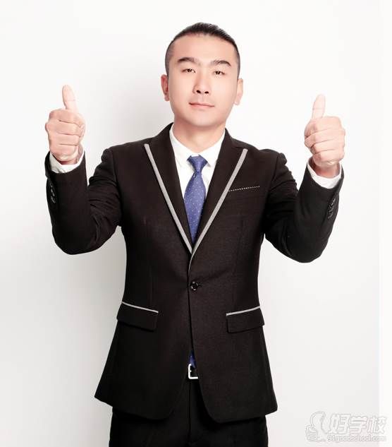 任凯
