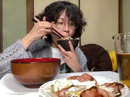 日本没工作的大龄剩女,整日无所事事吃饱就睡,一天有多无奈? #日本生活 #日本女生 #独居日记