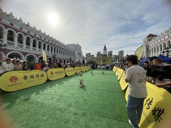 百联奥特莱斯广场海那城店首届萌宠音乐节圆满谢幕