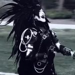 拱火少年
