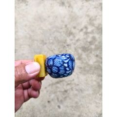 鸟食缸