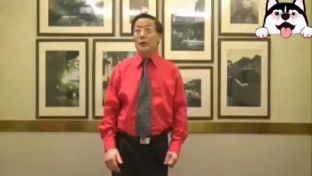 给大家朗诵一首我自己写的《流浪狗狗之歌》，以表达我自己对流浪狗狗人性向善的美好情怀！