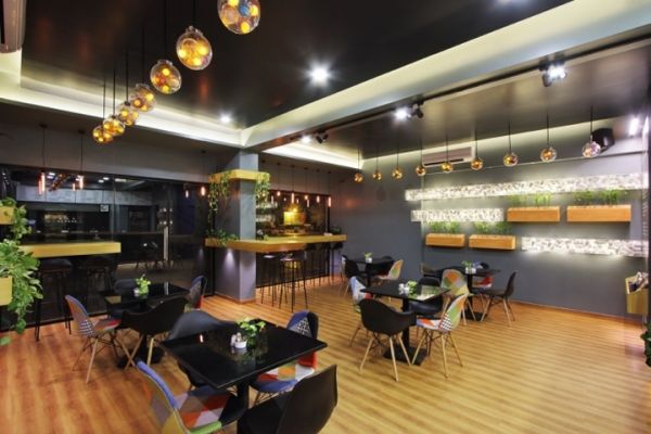 主题咖啡厅cad资料下载-印度Freshco健康咖啡厅