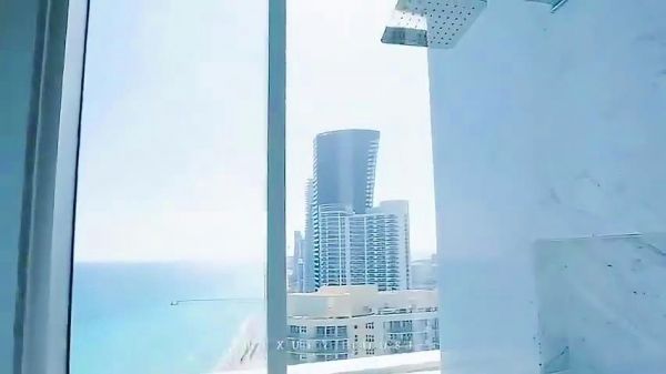 1700万美元的海景大宅，坐拥美国迈阿密一线海景，360度采光