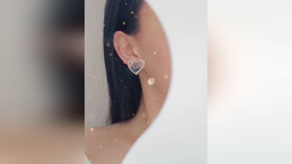 心上花小众气质手绘耳饰