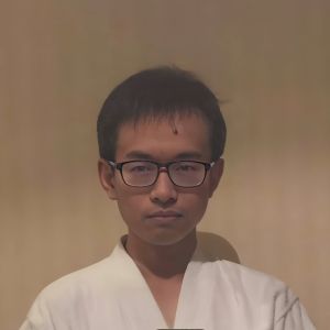 慕容追月