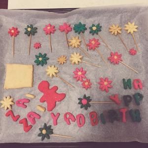 自制宠物狗狗生日蛋糕+造型饼干的做法 步骤11