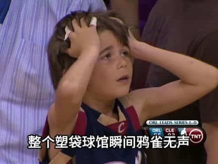 15年前的一秒绝杀,让无数球迷爱上了他 #篮球 #詹姆斯 #绝杀