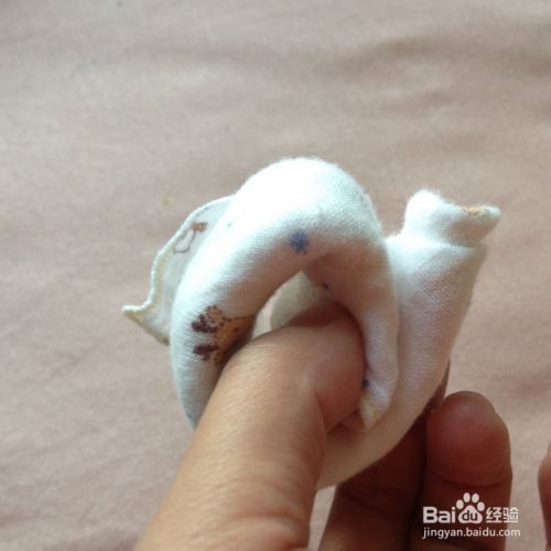 怎么用手帕折老鼠