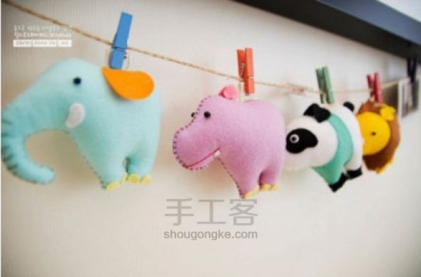 不织布diy 可爱的小动物挂件 第1步
