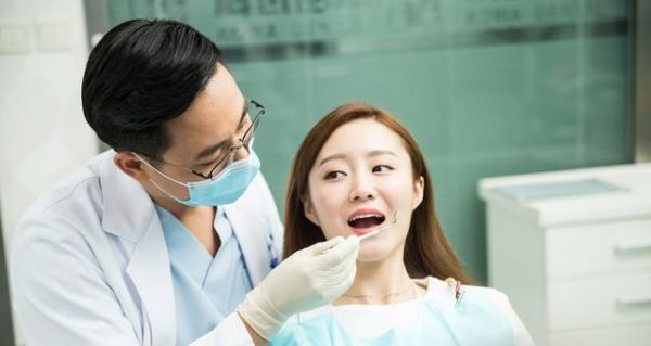 宠物口腔卫生，健康从口开始（关注宠物口腔健康，给它们更好的生活）