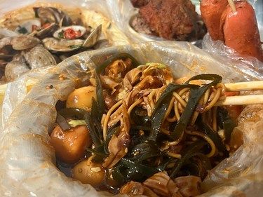 来同曦可以来尝尝这个麻辣拌
