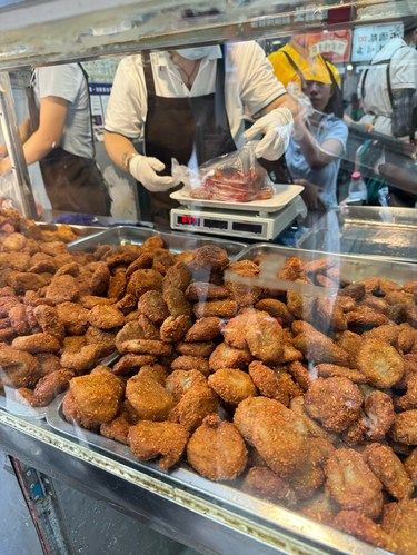 来南京真正的特产？？那么多人排到底有啥魅力