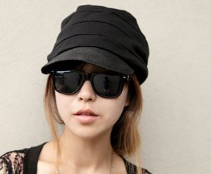 黑色遮阳帽 <a class='shortlnk' href='/s/176b829bcb9ec7092' target='_blank' title='http://item.taobao.com/item.htm?id=12597012517&ad_id=&am_id=&cm_id=&pm_id='>http://duitang.com/s/176b829bcb9ec7092</a>