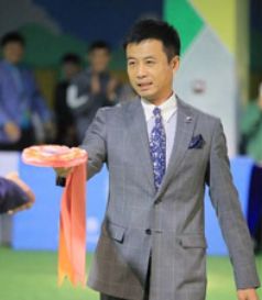 董平 先生