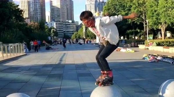 四川90后小伙酷爱轮滑,完成了从成都到上海2000公里的轮滑旅行!