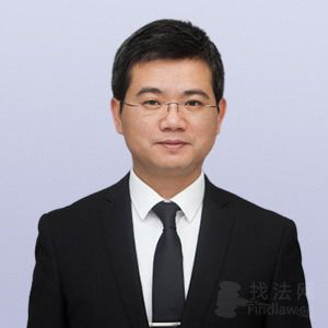 何权霖律师