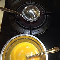 金鱼蛋饺烩虾仁的做法图解5