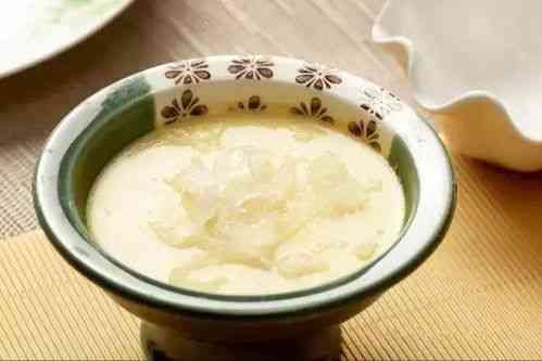 猫咪繁殖营养食谱：燕窝搭配与全面营养补充指南