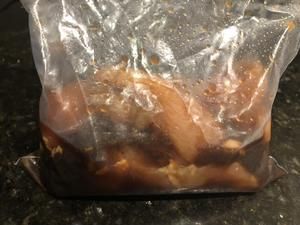 健身食谱-腌制 鸡胸1的做法 步骤1