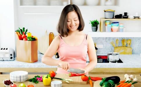 盆腔炎患者宜吃的食物 盆腔炎吃什么好 盆腔炎不能吃什么