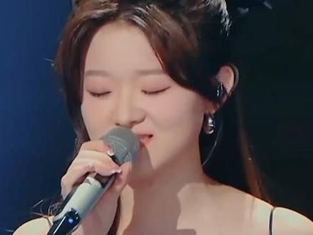 乐坛最“憋屈”的歌手，明明是自己的歌，却被别人唱成了代表作 #音乐分享 #异客 #翻唱