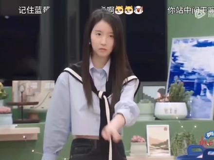假期追了下恋综，杨姐真乃吾辈楷模，这个擦手这个眼神真是百看不厌#终于有人打破恋综规则了 #恋综 #恋综天花板 #杨汝晴 #杨汝晴侯卓成