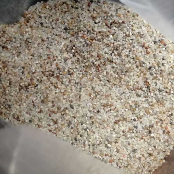 如何挑选一个合适自己的鱼缸（六）——造景材料的选择 