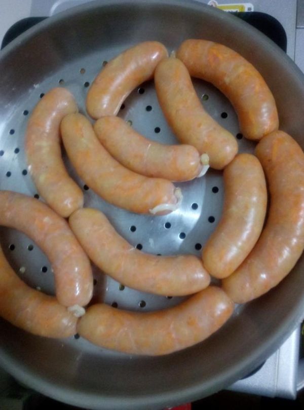 自制狗零食鸡肉香肠的做法