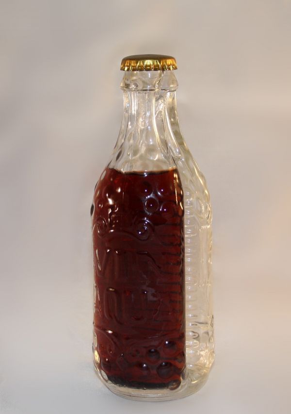 水缸怎么改成鱼缸（大水缸古法养鱼的方法） 绿皮皇冠豹鱼 第1张