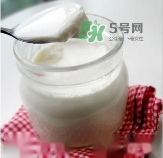 芭乐能和酸奶一起吃吗?酸奶可以和芭乐一起吃吗