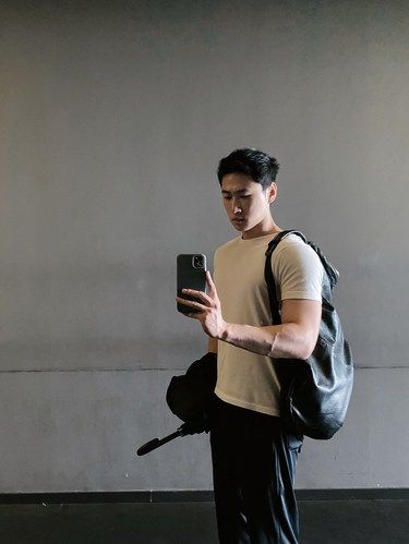 男大