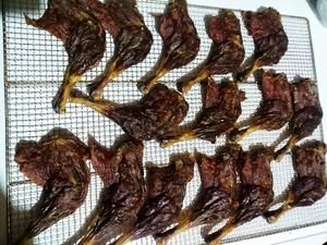 风干鸭腿自制磨牙狗零食的做法 步骤4