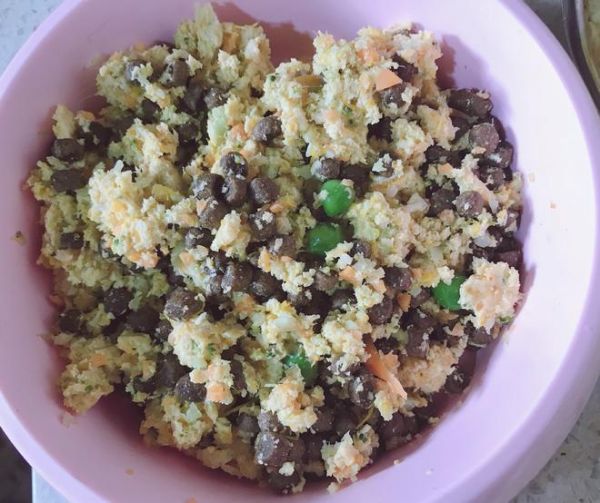 狗狗辅食鸡胸肉饼的做法