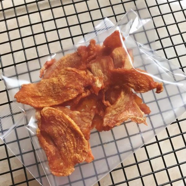 「狗零食／宠物零嘴」烤箱版风干鸡肉干的做法