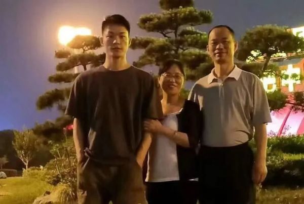 省级名单揭晓,咸宁这户家庭上榜!