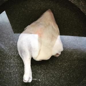 自制狗粮鸭肉罐头的做法 步骤1