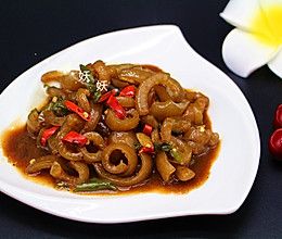 辣烧猪皮的做法