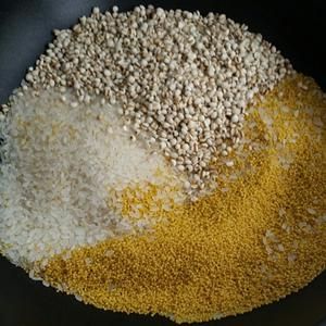 自制狗粮鲜肉版(简单经济实惠)的做法 步骤2