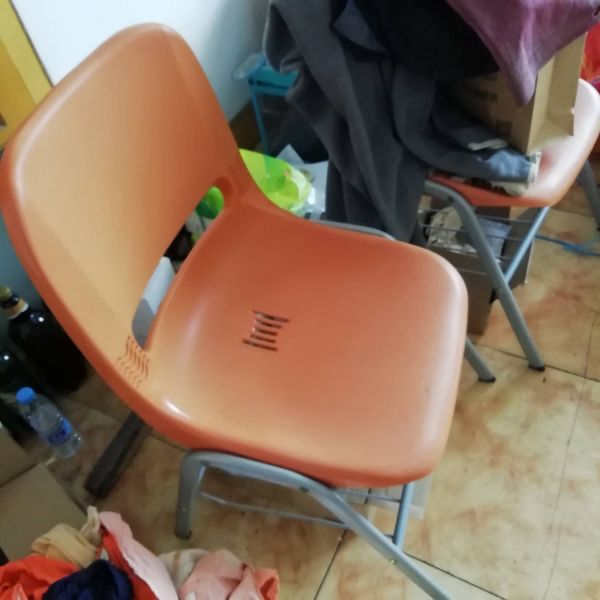 卖椅子