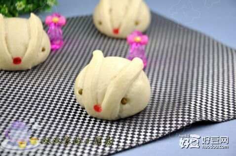 小兔子豆沙包
