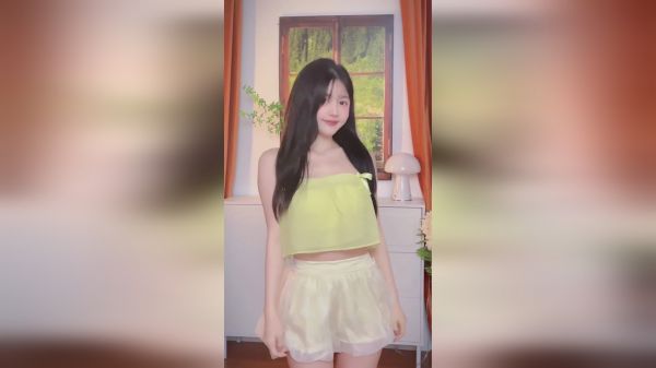 听说女大学生都爱看这个oh小蛮腰
