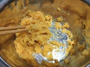 自制猫狗宠物生日蛋糕/辅食蛋糕（无烤箱）的做法步骤 第3步