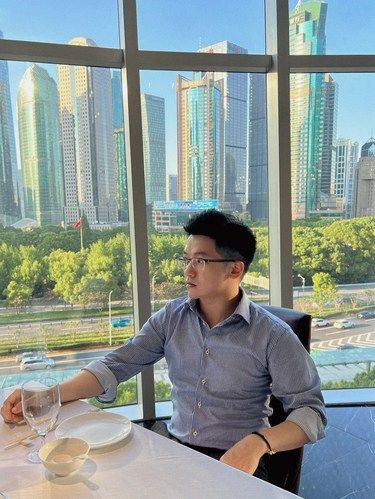上海到手1w左右要辞职吗