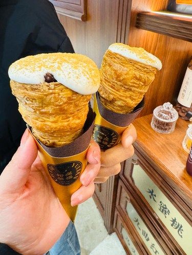 不开心的时候吃甜食 可以暂时甜蜜一下