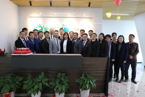 热烈祝贺佳雯宠物医院总部乔迁之喜！