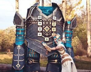 激战2国外cosplay 阿苏拉与高仑机器人
